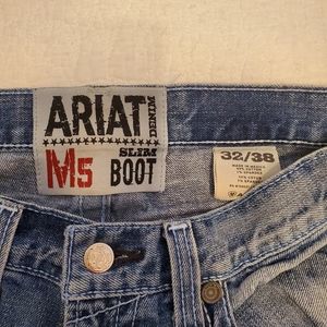 Ariat jeans 32x38